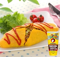 Omusoba (yakisoba wrapped in an omelet)